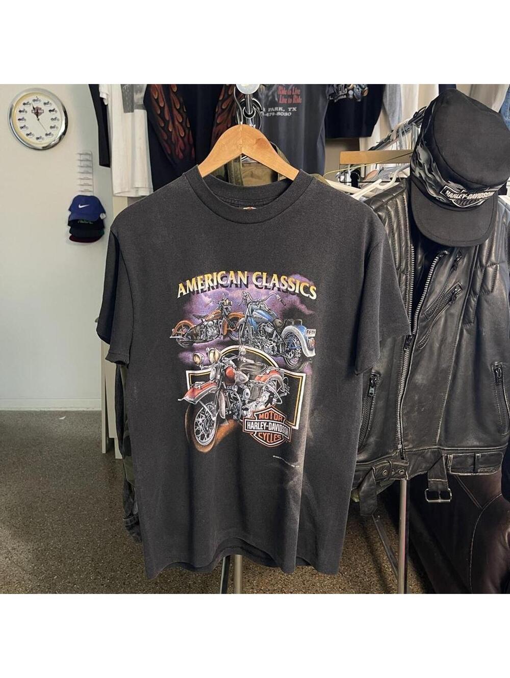 Vintage Harley Davidson 3D Emblem American Classics Shirt